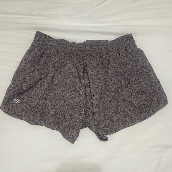 Lululemon Tracker Shorts - Gray - Size 12 - Picture 2 of 4